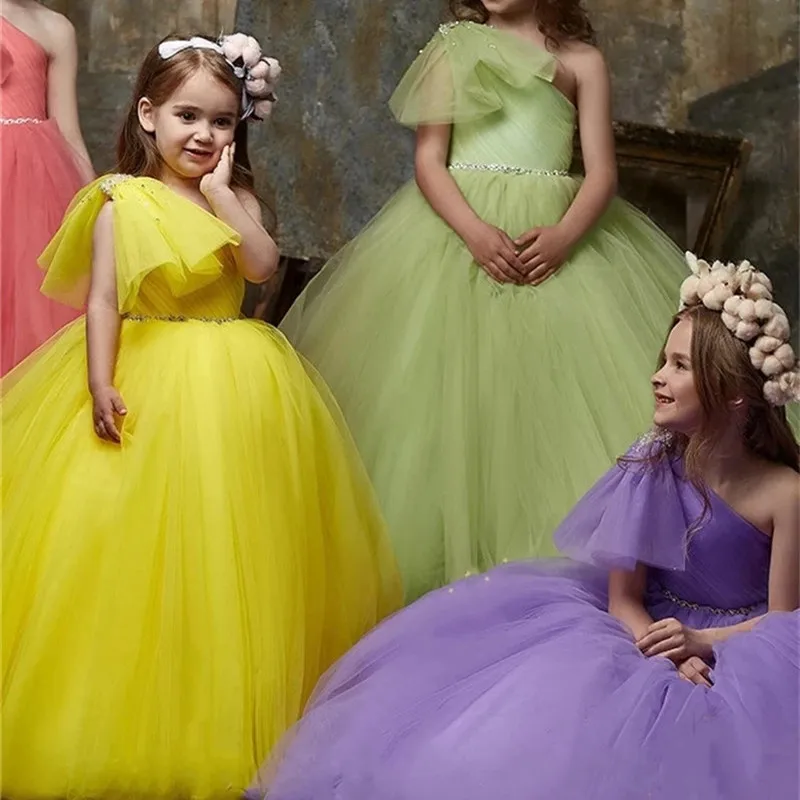 Нова Рокля с цветя Модел с едно рамо За Момичета, Блестящ Колан, Детски Рокли на Принцеси За Рожден Ден, Рокля За Първо Причастие