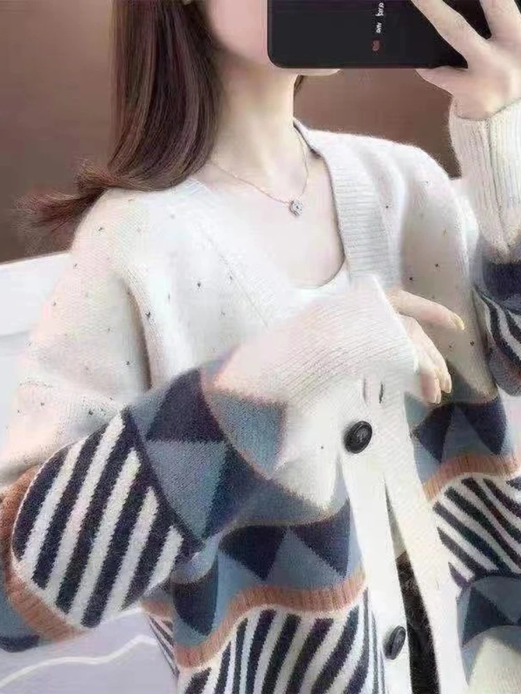 Отстъпка едро 2021 пролет есен нов модерен случайни топло красиви женски Пуловер женски OL зимна жилетка Ay1104 Изображение 0 